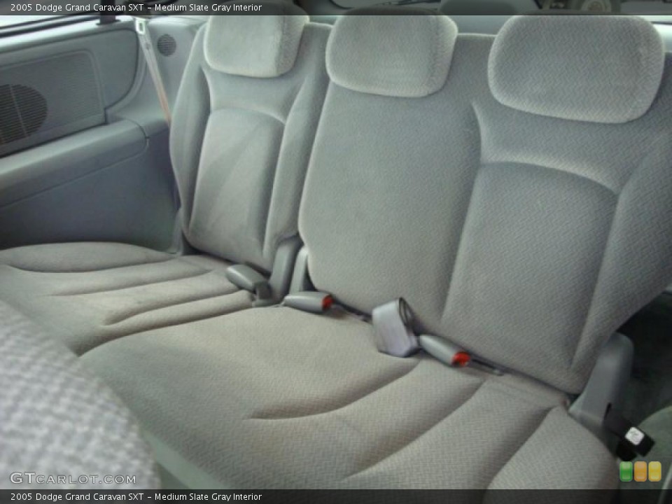 Medium Slate Gray Interior Photo for the 2005 Dodge Grand Caravan SXT #38188820