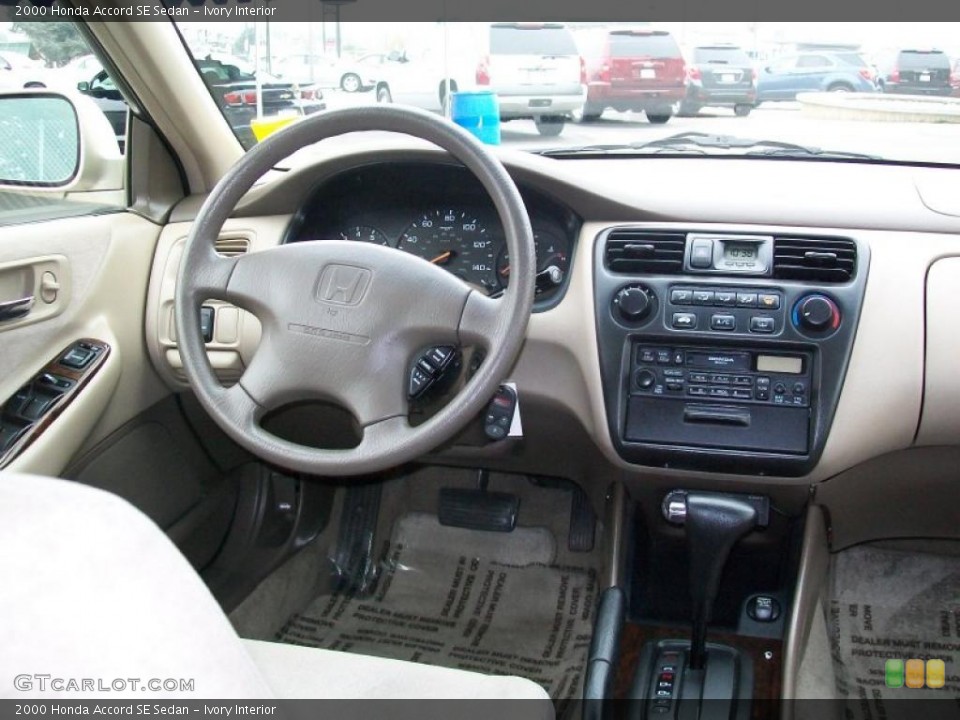 Ivory Interior Dashboard for the 2000 Honda Accord SE Sedan #38197620