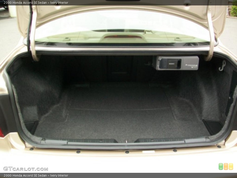 Ivory Interior Trunk for the 2000 Honda Accord SE Sedan #38197640