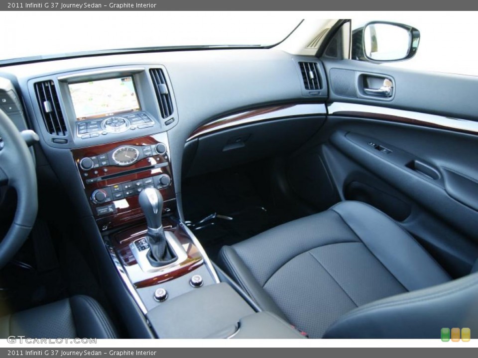 Graphite Interior Photo for the 2011 Infiniti G 37 Journey Sedan #38199628