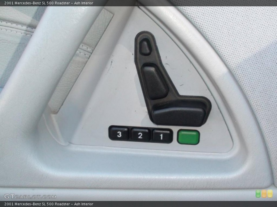 Ash Interior Controls for the 2001 Mercedes-Benz SL 500 Roadster #38199956