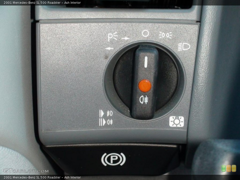 Ash Interior Controls for the 2001 Mercedes-Benz SL 500 Roadster #38199968