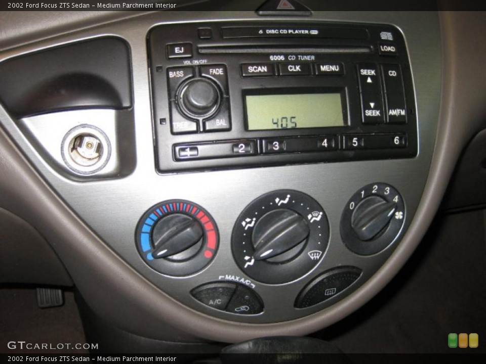 Medium Parchment Interior Controls for the 2002 Ford Focus ZTS Sedan #38200056