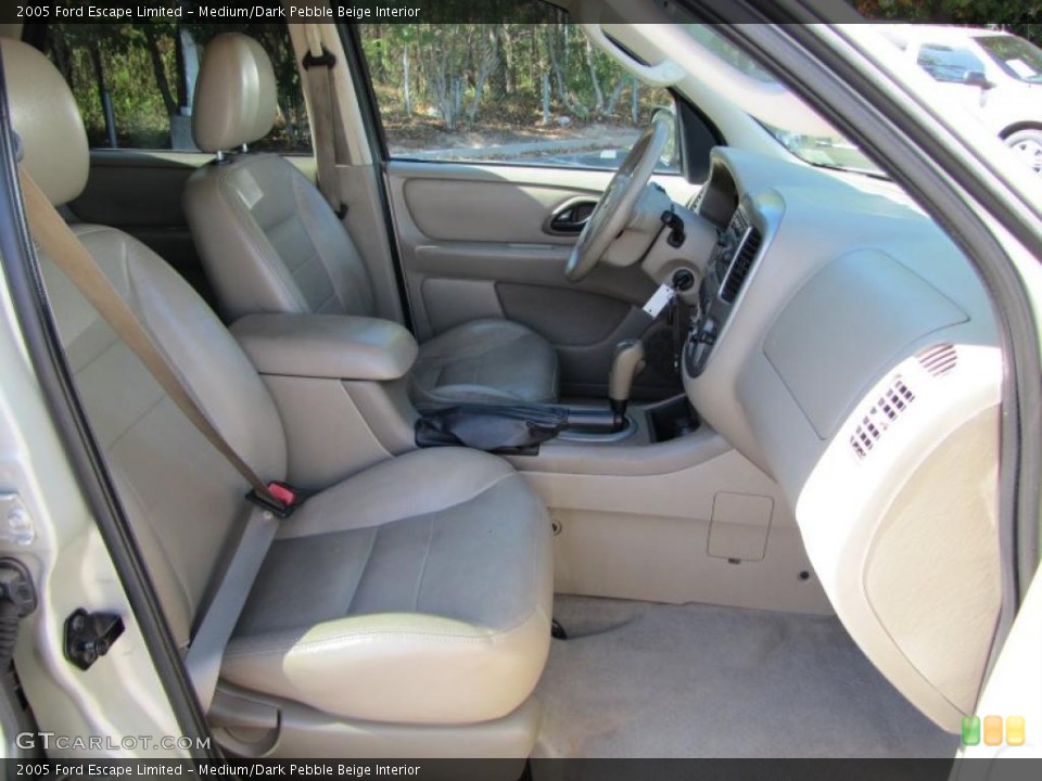 Medium/Dark Pebble Beige Interior Photo for the 2005 Ford Escape Limited #38203016