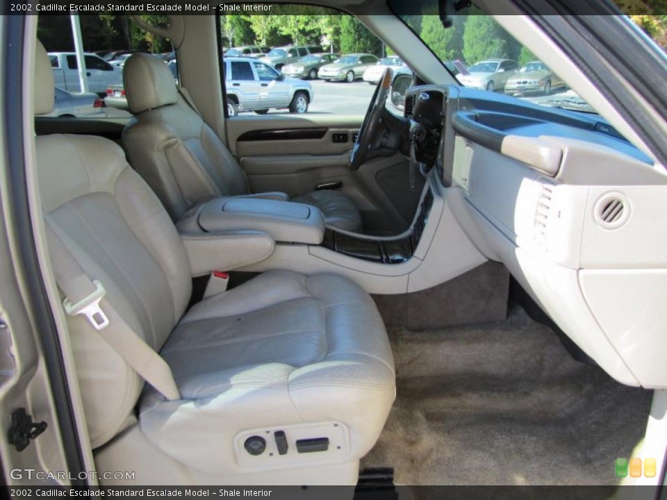 Shale Interior Photo for the 2002 Cadillac Escalade  #38203320
