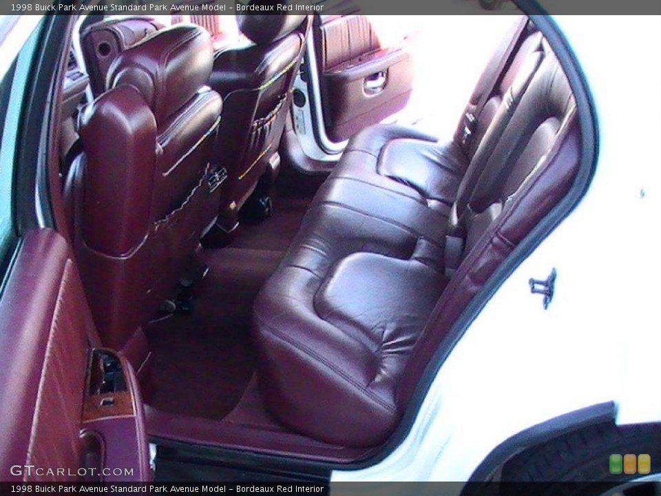 Bordeaux Red Interior Photo for the 1998 Buick Park Avenue  #38203404
