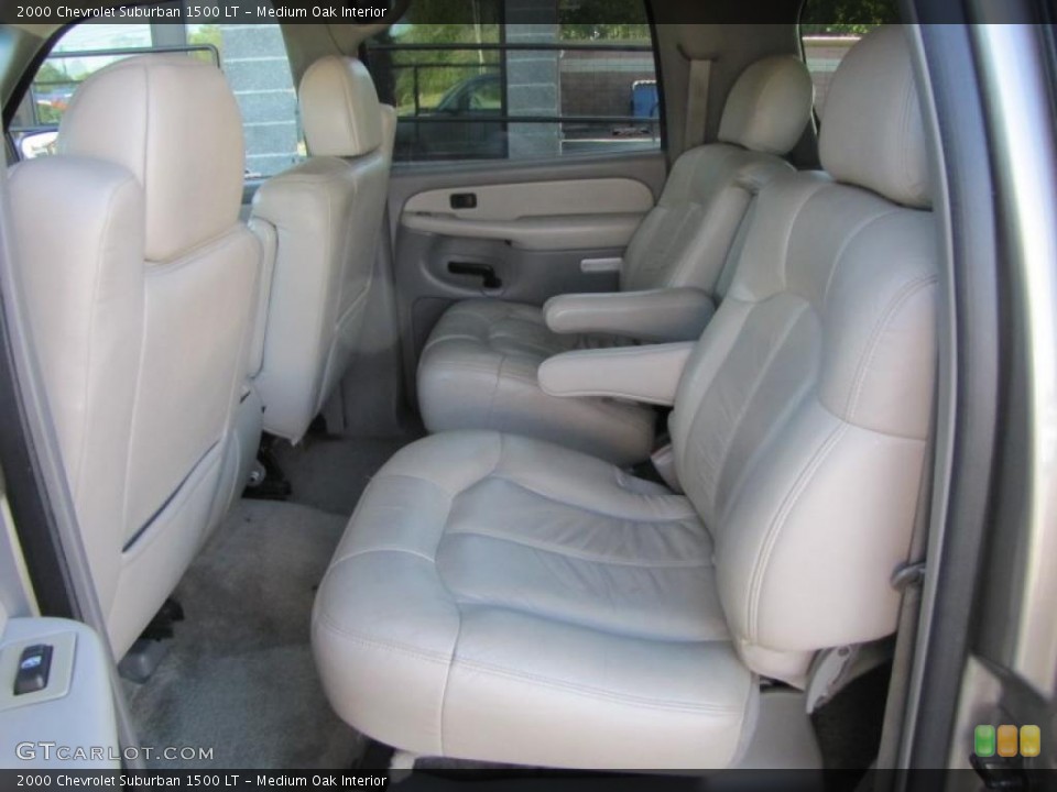 Medium Oak Interior Photo for the 2000 Chevrolet Suburban 1500 LT #38204052