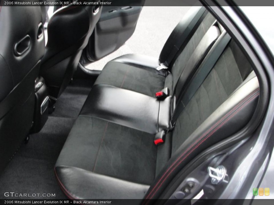 Black Alcantara Interior Photo for the 2006 Mitsubishi Lancer Evolution IX MR #38204108