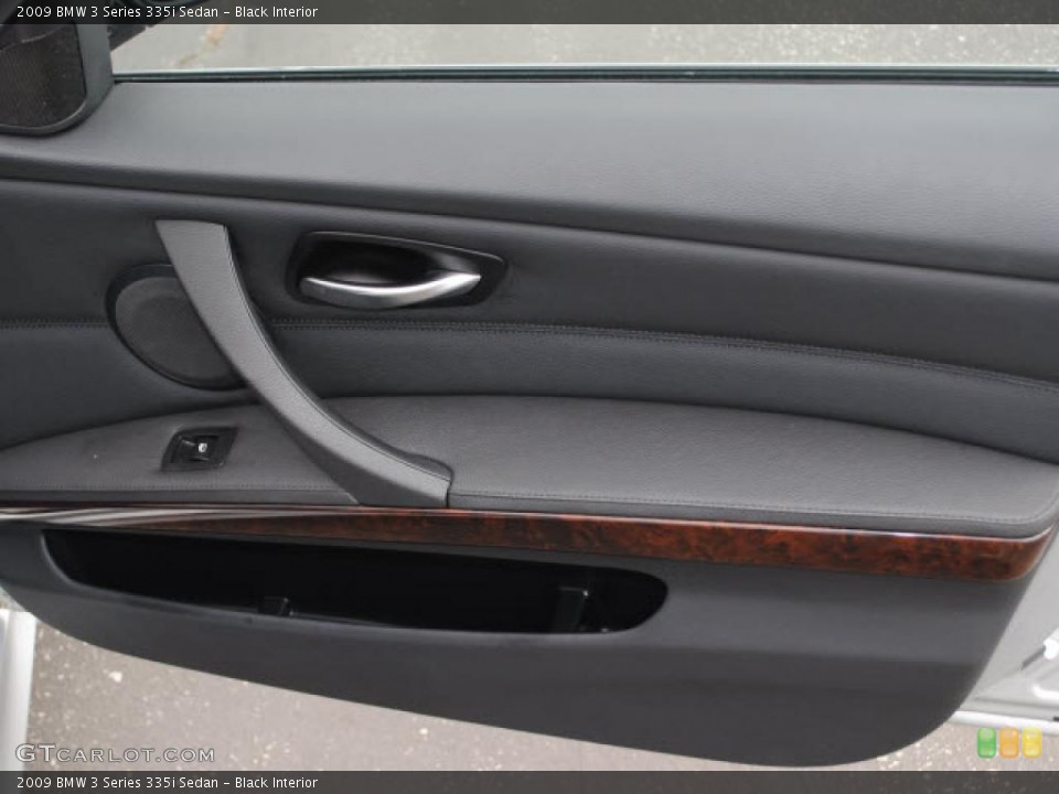Black Interior Photo for the 2009 BMW 3 Series 335i Sedan #38206112