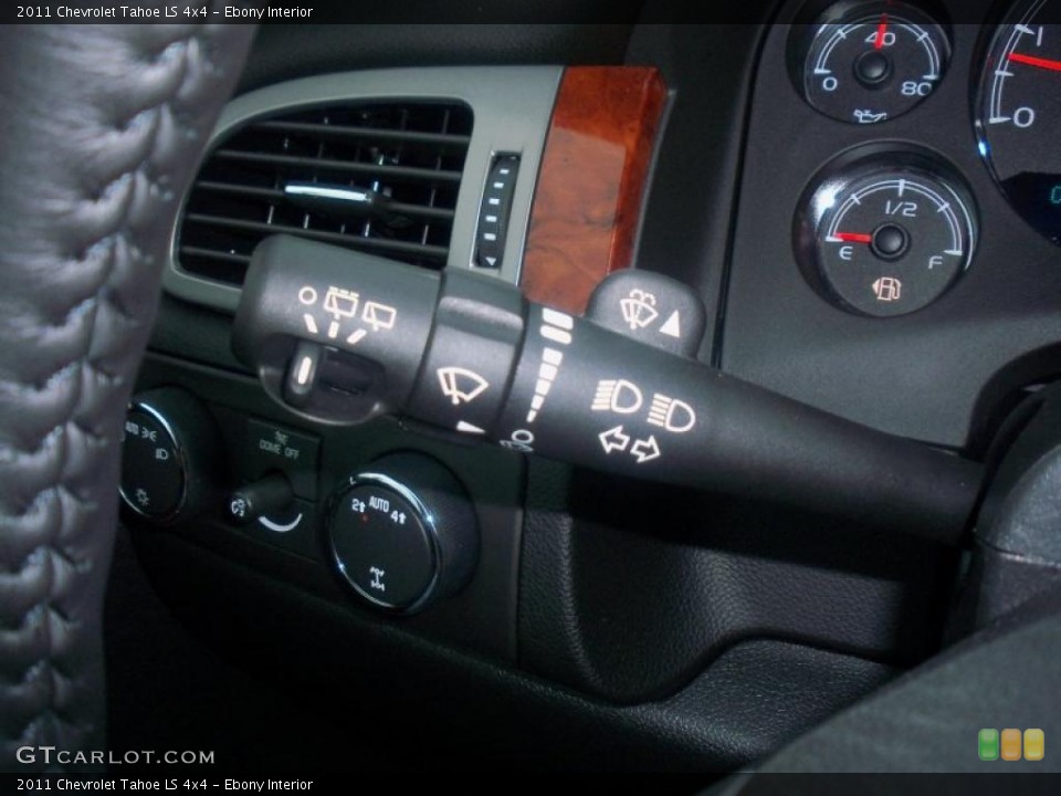 Ebony Interior Controls for the 2011 Chevrolet Tahoe LS 4x4 #38208004