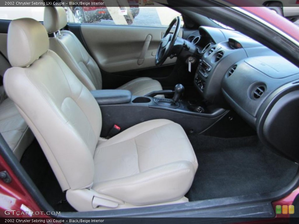 Black/Beige Interior Photo for the 2002 Chrysler Sebring LXi Coupe #38211416