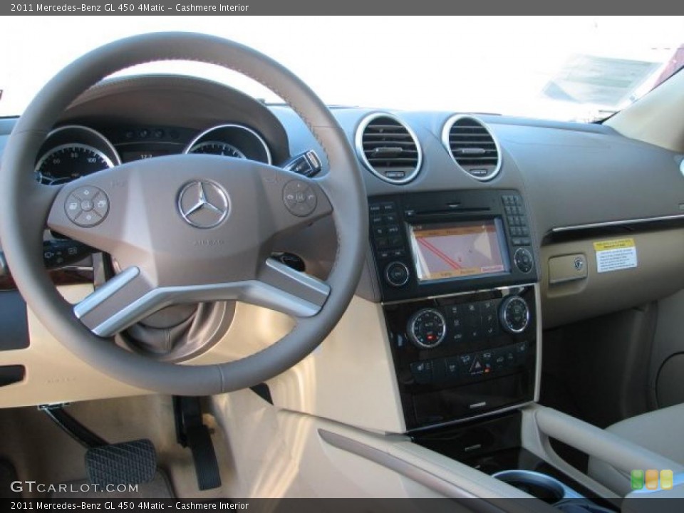 Cashmere Interior Dashboard for the 2011 Mercedes-Benz GL 450 4Matic #38212836