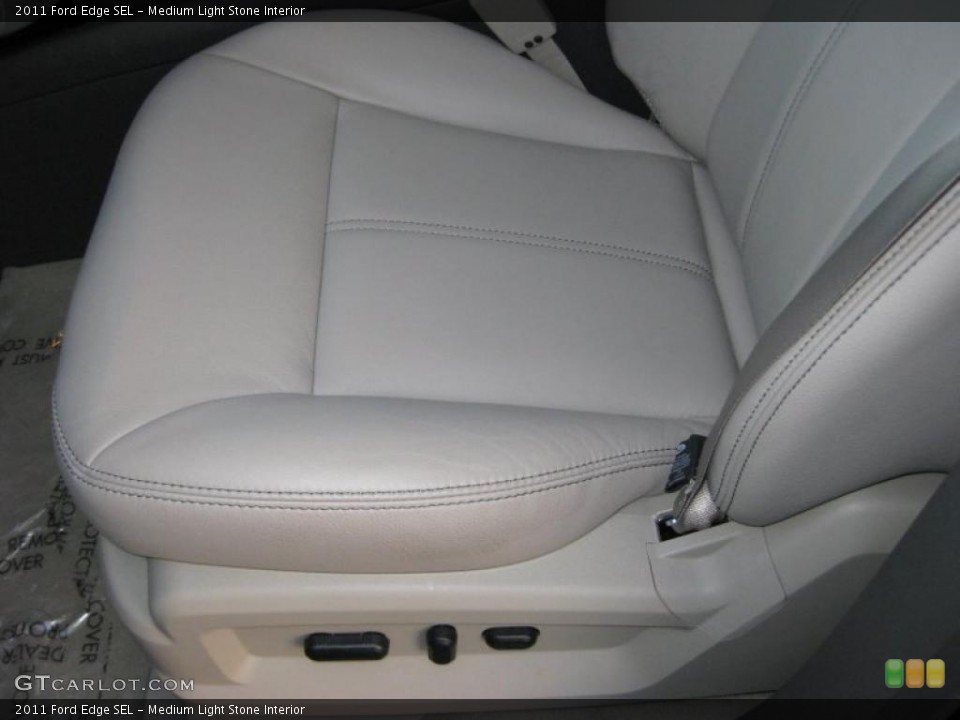 Medium Light Stone Interior Photo for the 2011 Ford Edge SEL #38217612