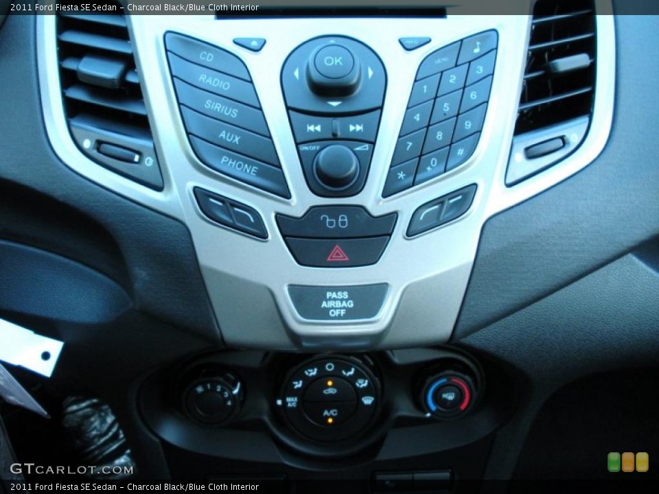 Charcoal Black/Blue Cloth Interior Controls for the 2011 Ford Fiesta SE Sedan #38222721