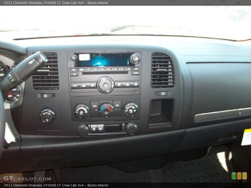 Ebony Interior Controls for the 2011 Chevrolet Silverado 2500HD LT Crew Cab 4x4 #38226617