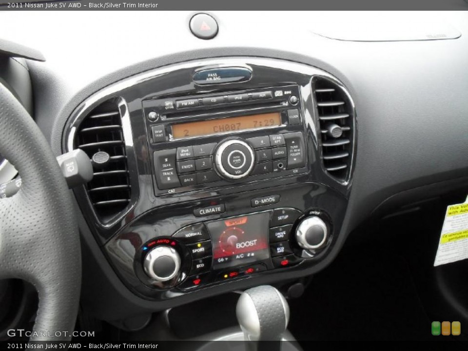 Black/Silver Trim Interior Controls for the 2011 Nissan Juke SV AWD #38230623