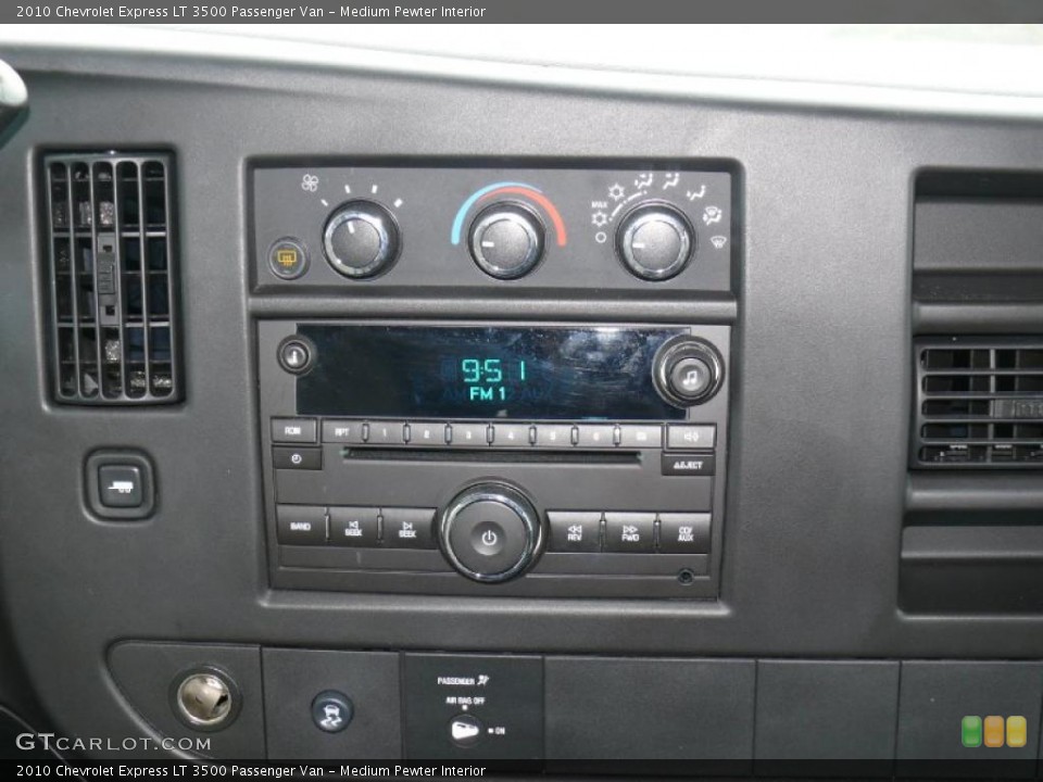 Medium Pewter Interior Controls for the 2010 Chevrolet Express LT 3500 Passenger Van #38230791
