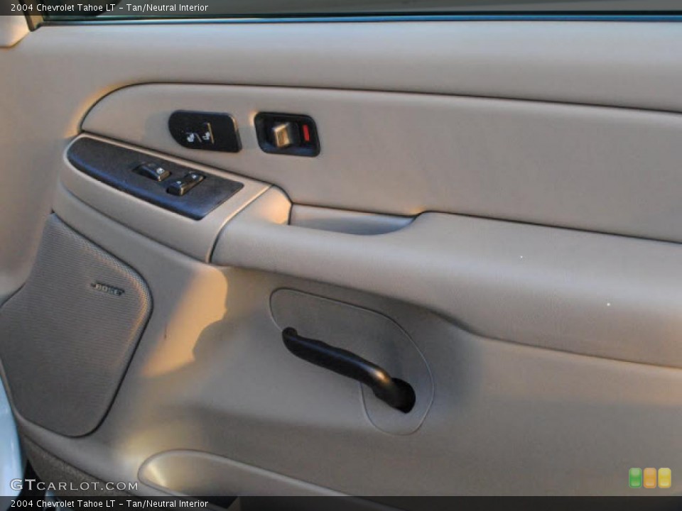 Tan/Neutral Interior Photo for the 2004 Chevrolet Tahoe LT #38230888
