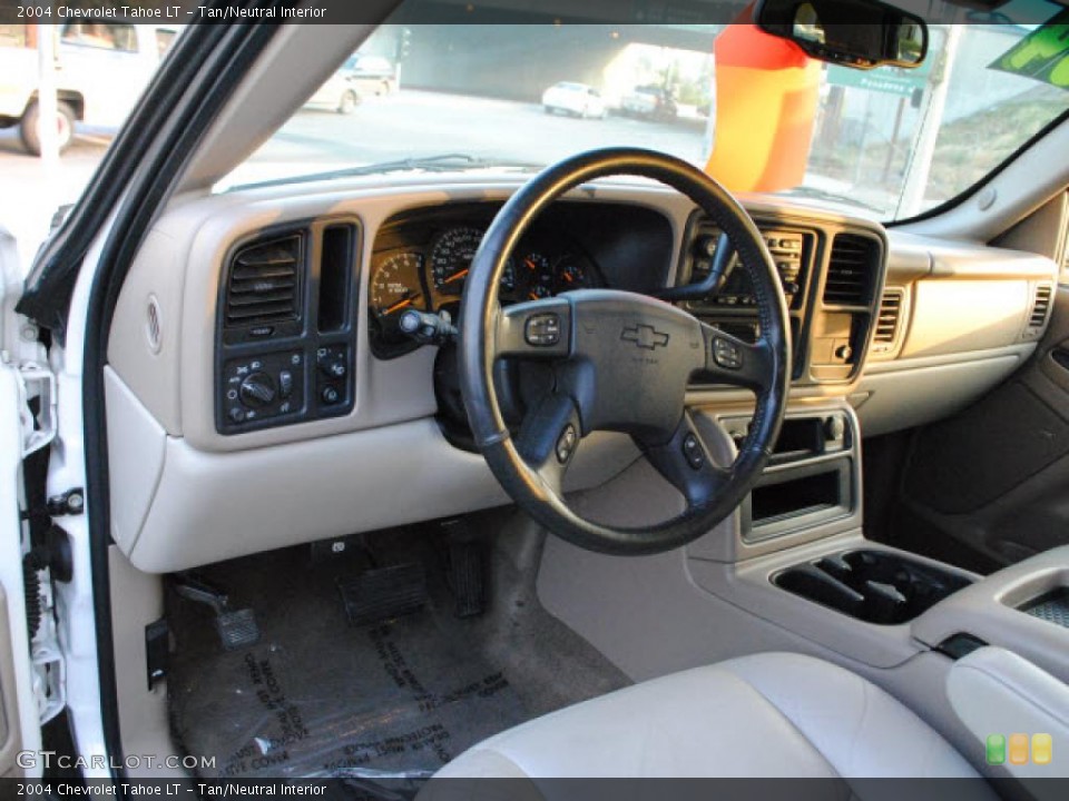 Tan/Neutral Interior Photo for the 2004 Chevrolet Tahoe LT #38230975