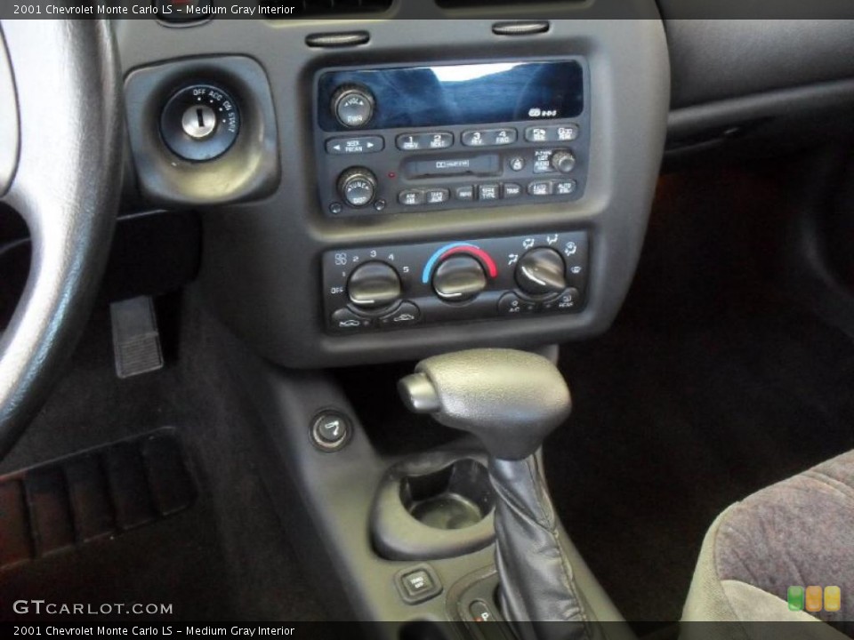Medium Gray Interior Controls for the 2001 Chevrolet Monte Carlo LS #38231447