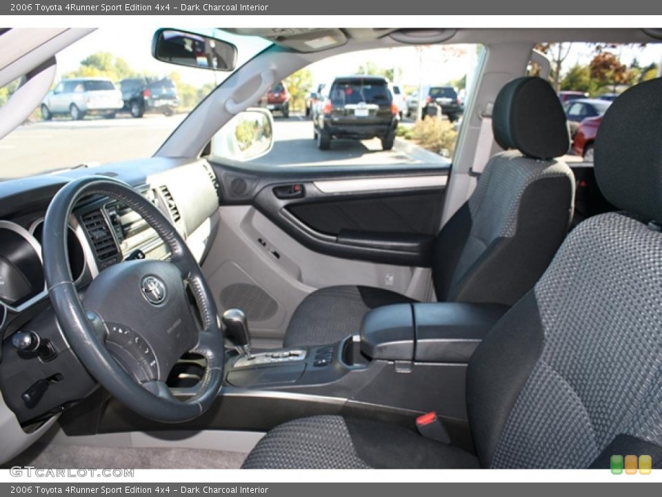 Dark Charcoal Interior Photo for the 2006 Toyota 4Runner Sport Edition 4x4 #38233439