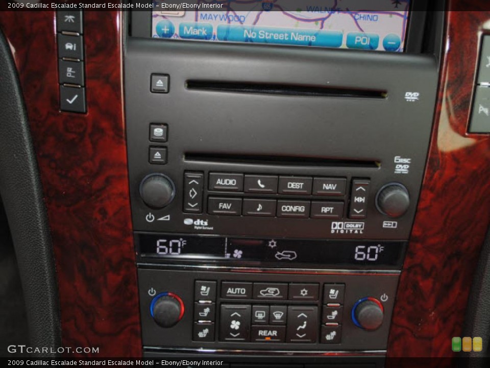 Ebony/Ebony Interior Controls for the 2009 Cadillac Escalade  #38234275