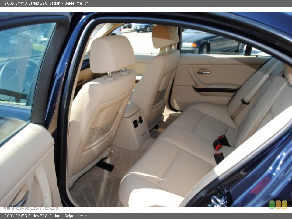 Beige Interior Photo for the 2009 BMW 3 Series 328i Sedan #38242107