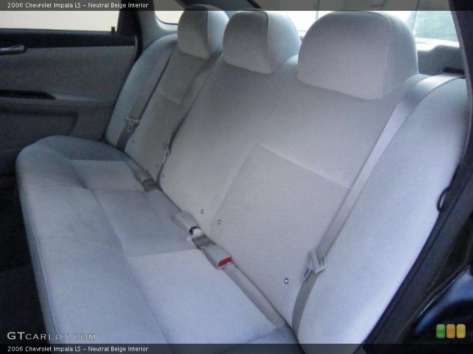Neutral Beige Interior Photo for the 2006 Chevrolet Impala LS #38248055