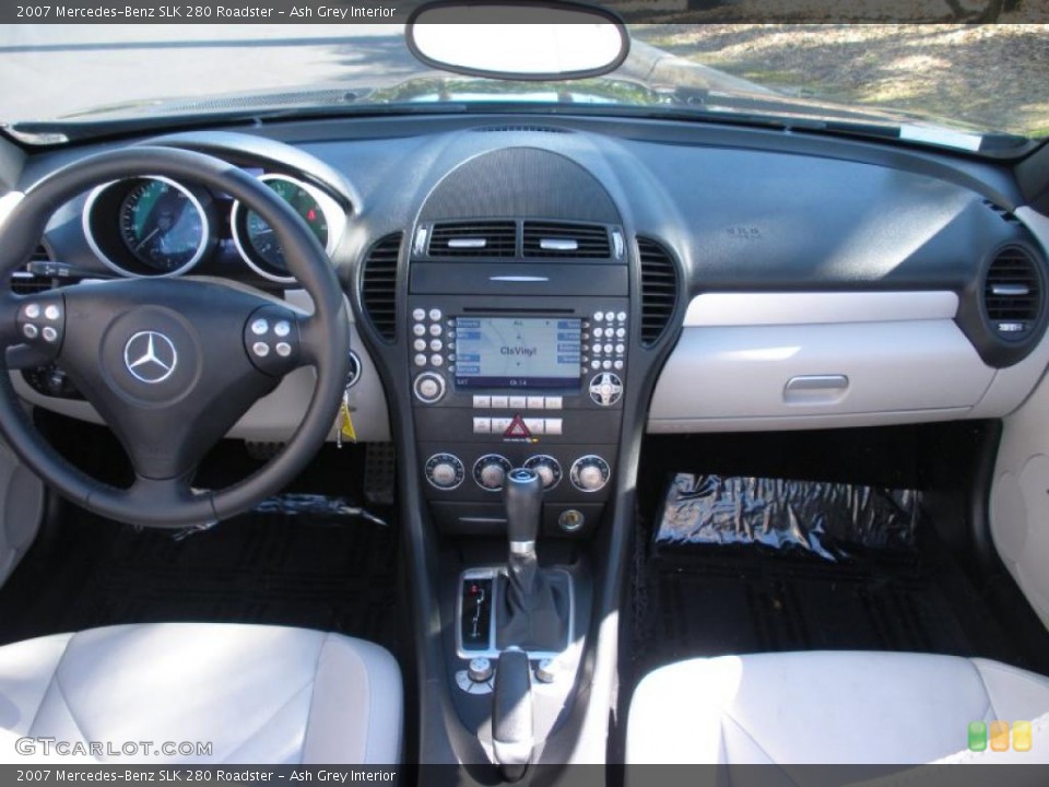 Ash Grey Interior Dashboard for the 2007 Mercedes-Benz SLK 280 Roadster #38251535
