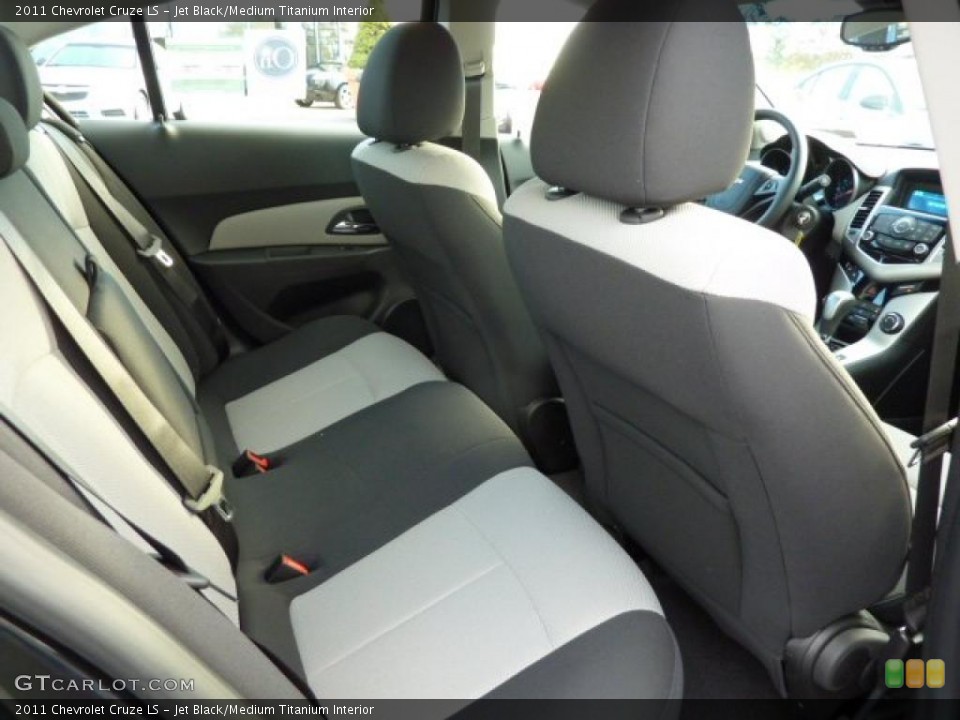 Jet Black/Medium Titanium Interior Photo for the 2011 Chevrolet Cruze LS #38251655