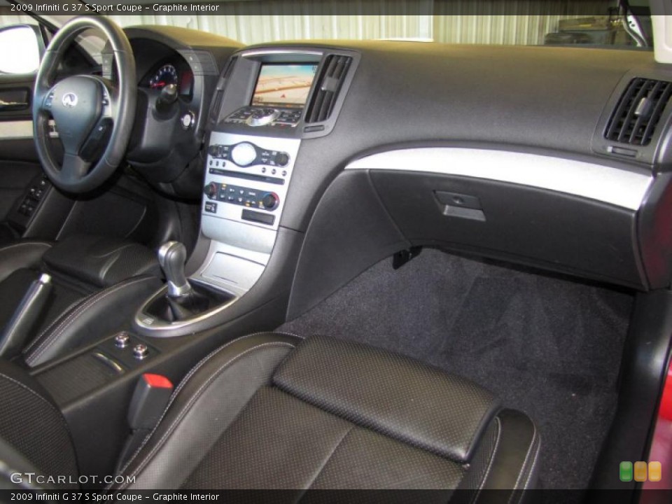 Graphite Interior Photo for the 2009 Infiniti G 37 S Sport Coupe #38252503