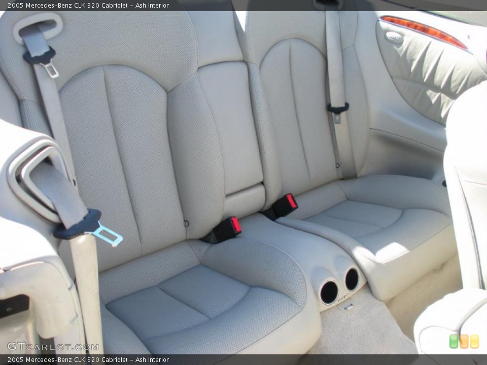 Ash Interior Photo for the 2005 Mercedes-Benz CLK 320 Cabriolet #38252523