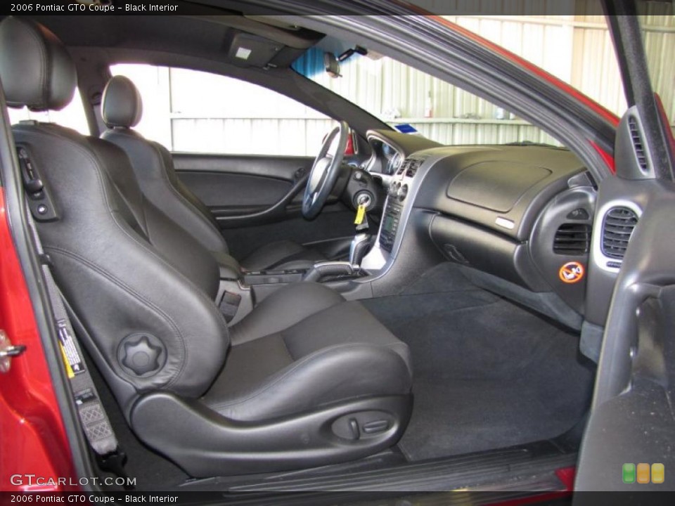 Black Interior Photo for the 2006 Pontiac GTO Coupe #38253295