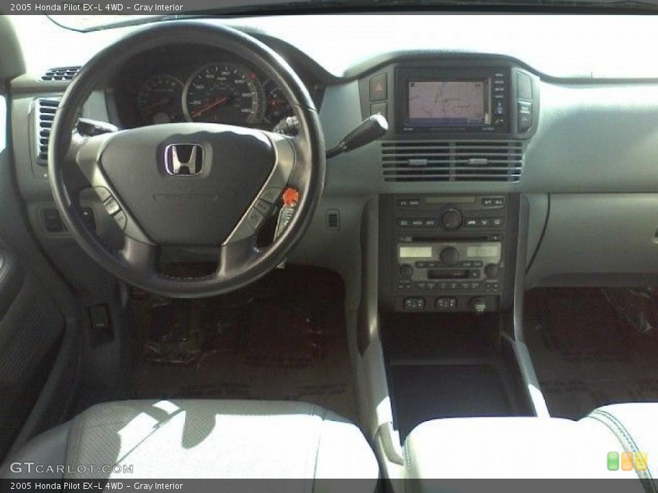 Gray Interior Dashboard for the 2005 Honda Pilot EX-L 4WD #38256073