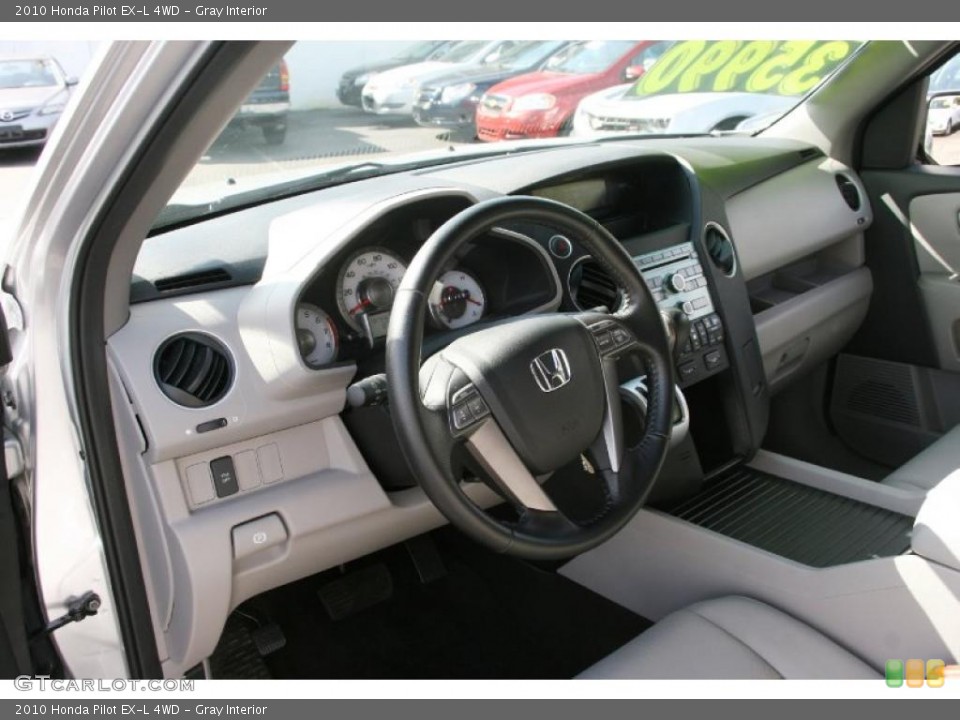 Gray Interior Dashboard for the 2010 Honda Pilot EX-L 4WD #38267347