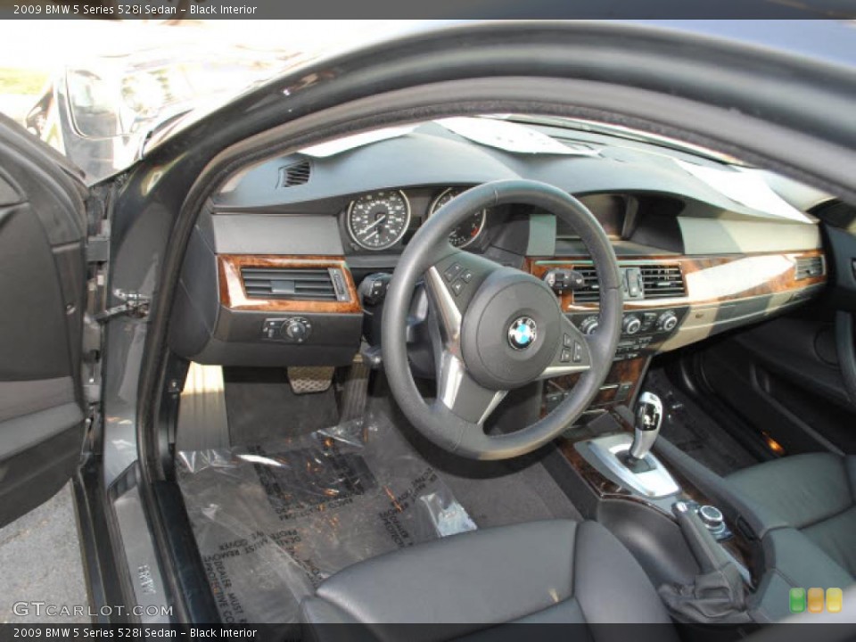 Black Interior Dashboard for the 2009 BMW 5 Series 528i Sedan #38267455