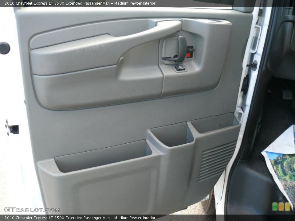 Medium Pewter Interior Photo for the 2010 Chevrolet Express LT 3500 Extended Passenger Van #38270149