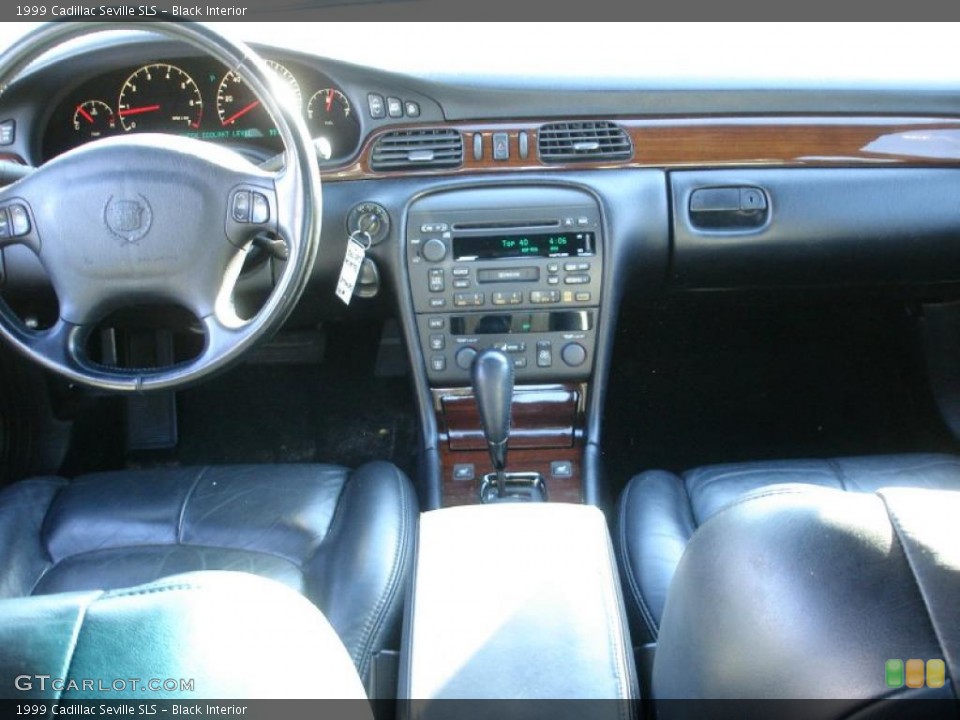 Black Interior Dashboard for the 1999 Cadillac Seville SLS #38271780
