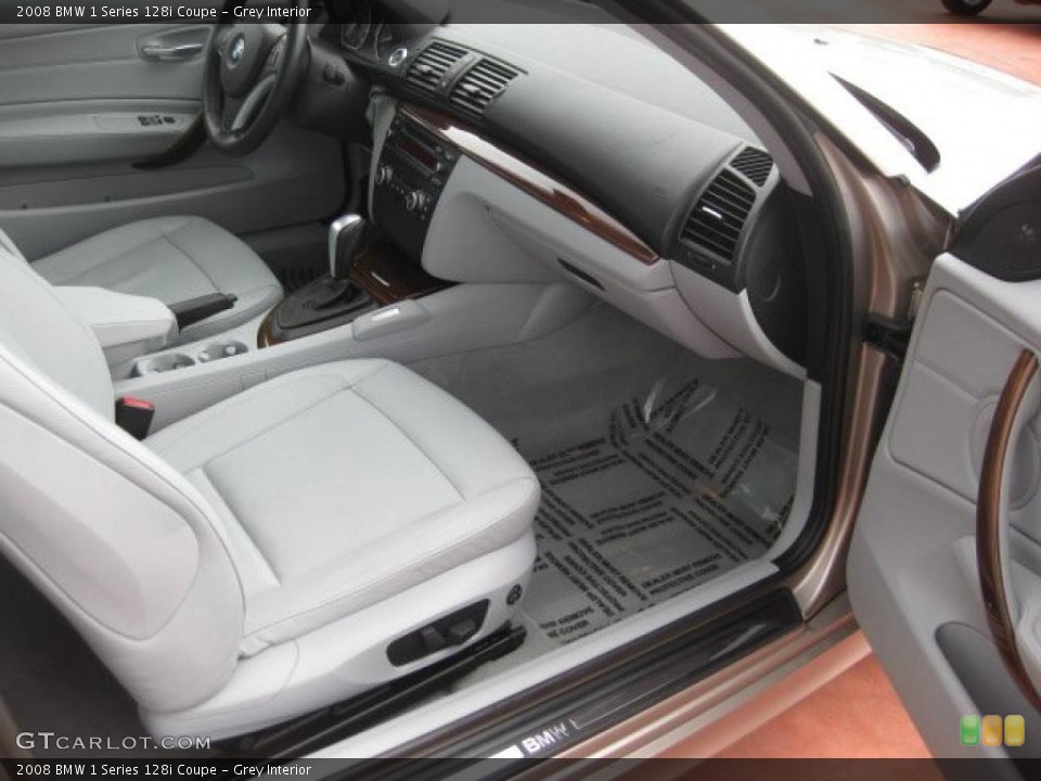 Grey Interior Photo for the 2008 BMW 1 Series 128i Coupe #38281700
