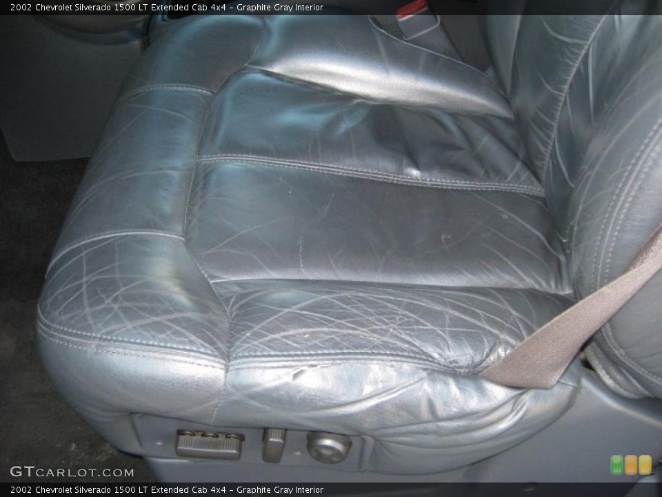 Graphite Gray Interior Photo for the 2002 Chevrolet Silverado 1500 LT Extended Cab 4x4 #38284104