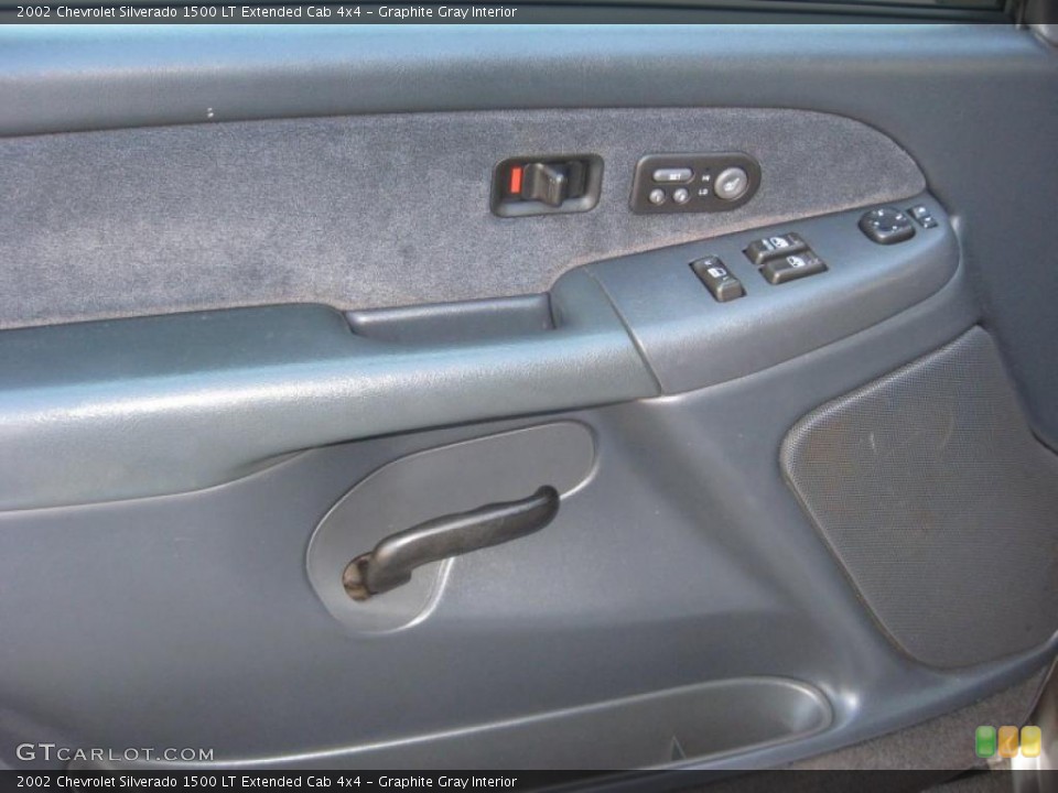 Graphite Gray Interior Photo for the 2002 Chevrolet Silverado 1500 LT Extended Cab 4x4 #38284120