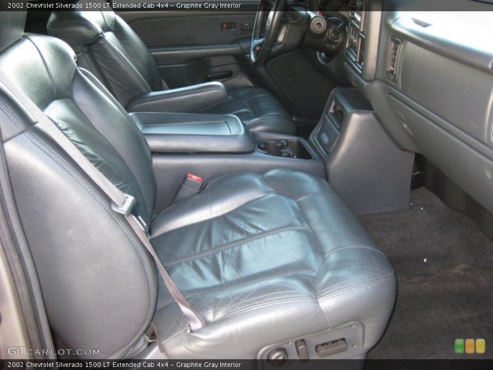 Graphite Gray Interior Photo for the 2002 Chevrolet Silverado 1500 LT Extended Cab 4x4 #38284184