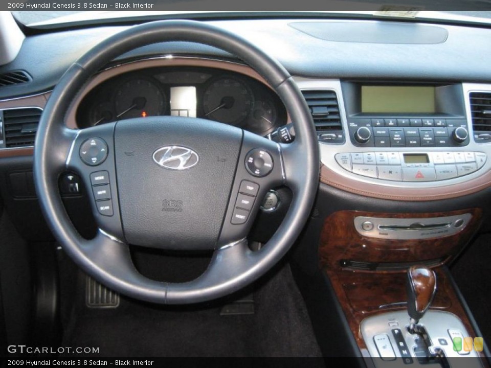 Black Interior Photo for the 2009 Hyundai Genesis 3.8 Sedan #38285240