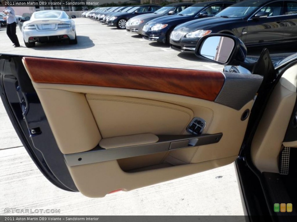 Sandstorm Interior Photo for the 2011 Aston Martin DB9 Volante #38288589