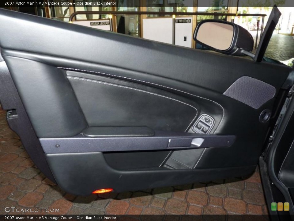 Obsidian Black Interior Photo for the 2007 Aston Martin V8 Vantage Coupe #38288873