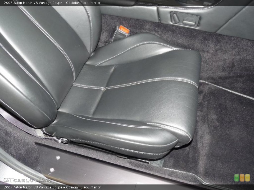Obsidian Black Interior Photo for the 2007 Aston Martin V8 Vantage Coupe #38288953