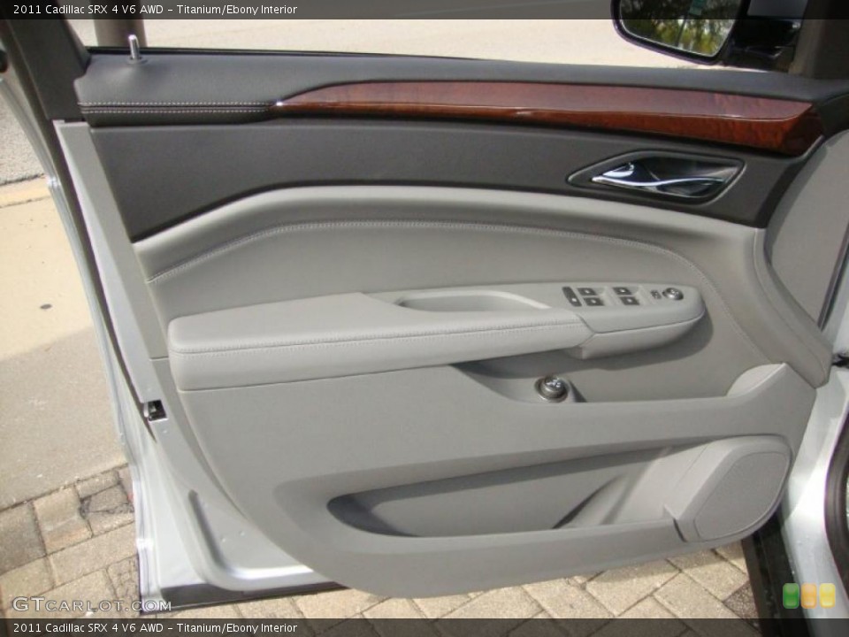 Titanium/Ebony Interior Photo for the 2011 Cadillac SRX 4 V6 AWD #38293162