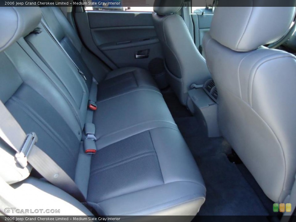 Medium Slate Gray Interior Photo for the 2006 Jeep Grand Cherokee Limited #38297967