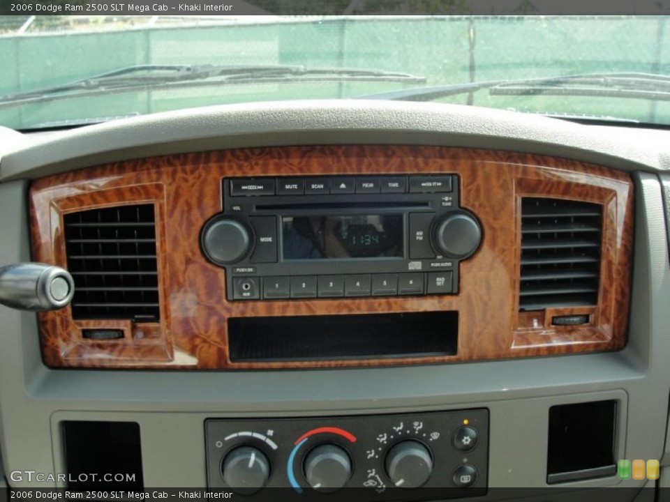 Khaki Interior Controls for the 2006 Dodge Ram 2500 SLT Mega Cab #38299183