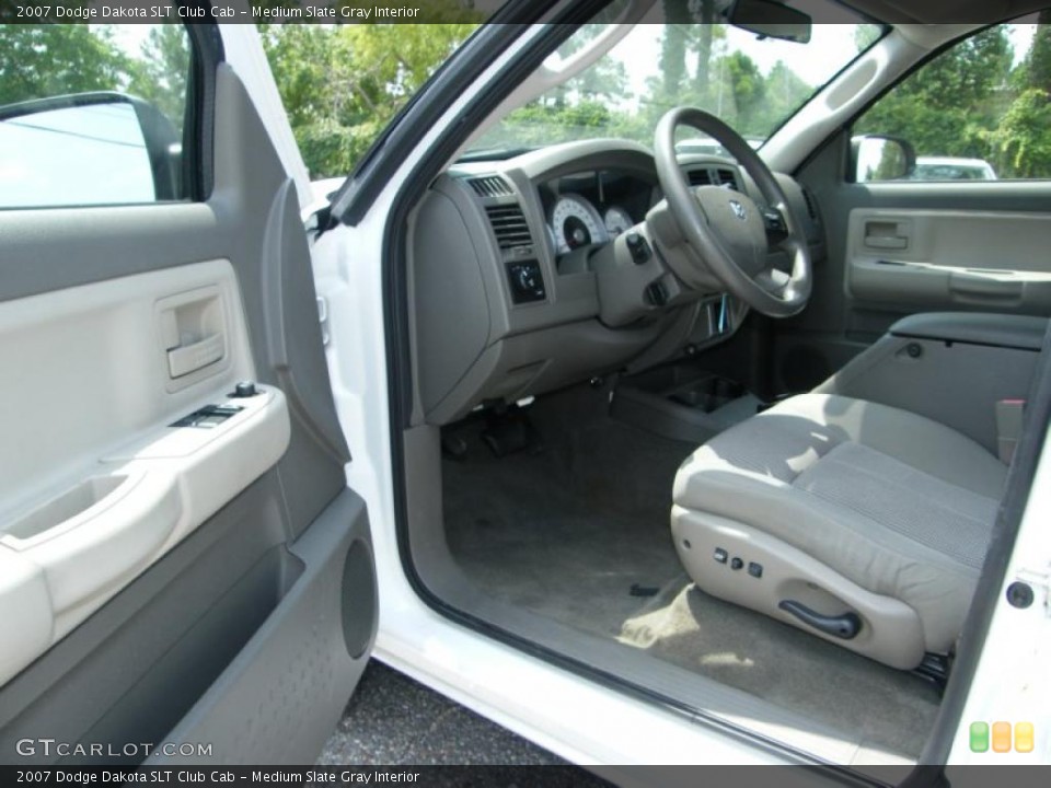 Medium Slate Gray Interior Photo for the 2007 Dodge Dakota SLT Club Cab #38299207
